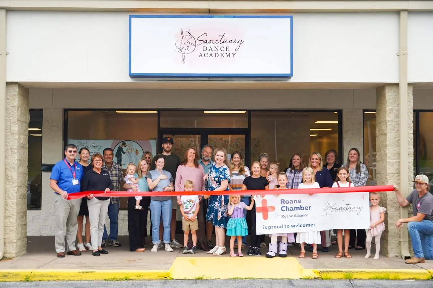 Sanctuary Dance Academy families and the Roane Chamber at our ribbon-cutting welcome