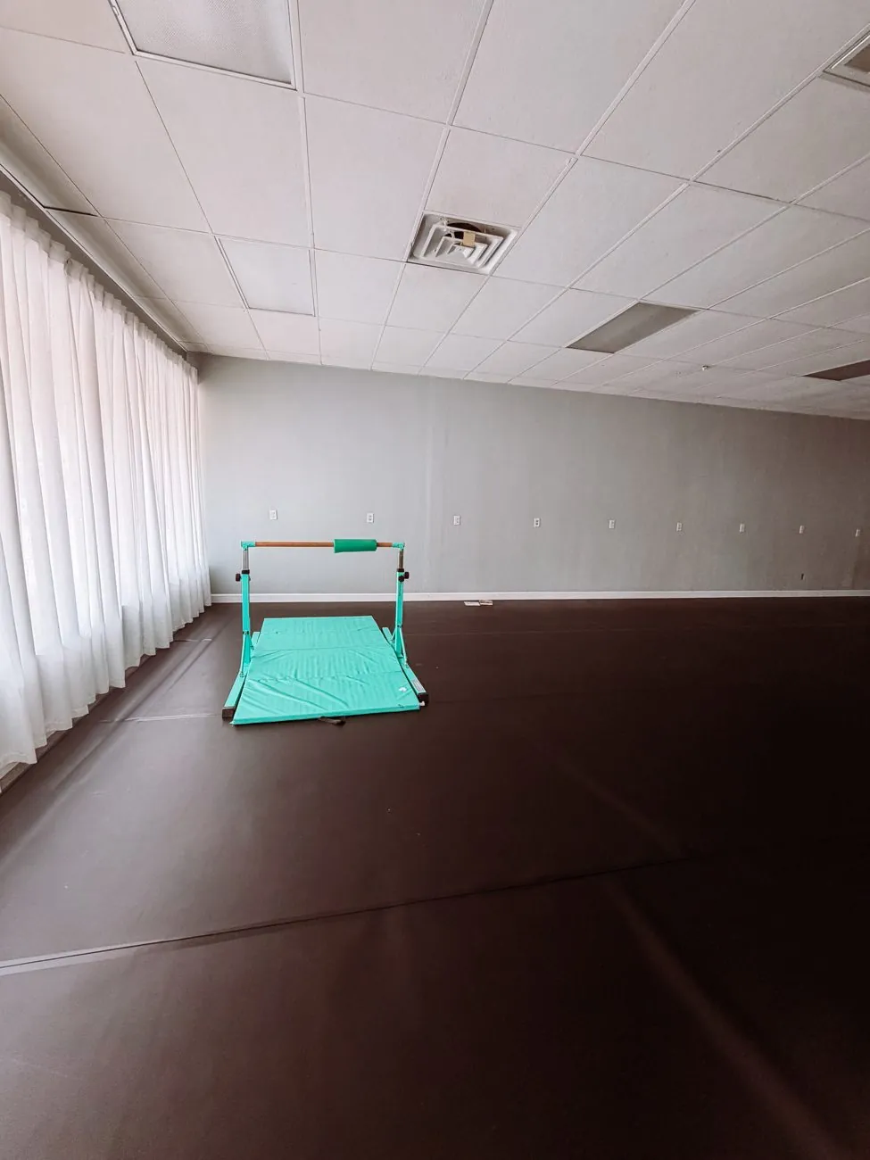 Studio room with sprung floor